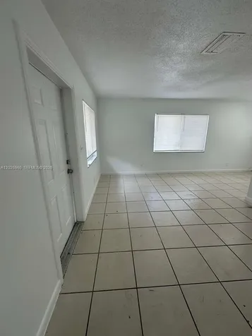 3961 NW 30th Terrace Lauderdale Lakes FL 33309