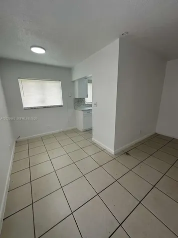 3961 NW 30th Terrace Lauderdale Lakes FL 33309