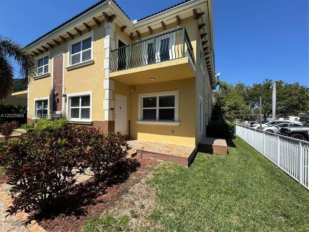 718 NE 4th Court Hallandale Beach FL 33009