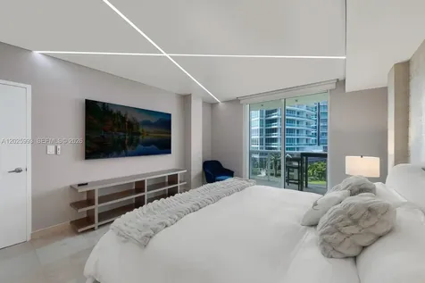 10275 Collins Avenue Bal Harbour FL 33154