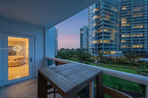 10275 Collins Avenue Bal Harbour FL 33154