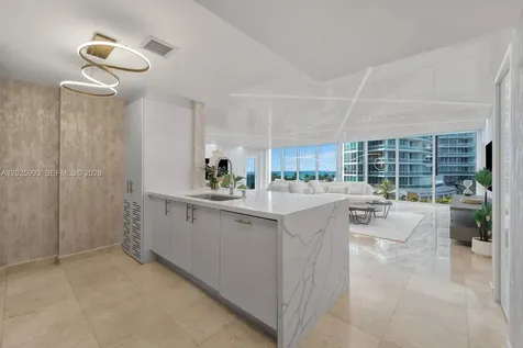 10275 Collins Avenue Bal Harbour FL 33154