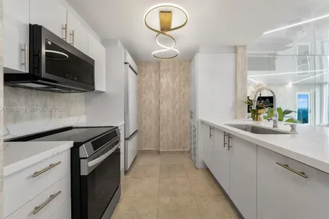 10275 Collins Avenue Bal Harbour FL 33154