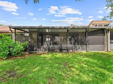 1561 NW 98th Avenue Pembroke Pines FL 33024