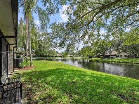 1561 NW 98th Avenue Pembroke Pines FL 33024