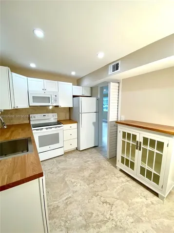 3926 Segovia Street Coral Gables FL 33134