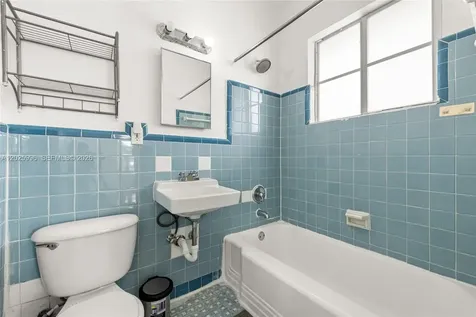 1460 E West Avenue Miami Beach FL 33139