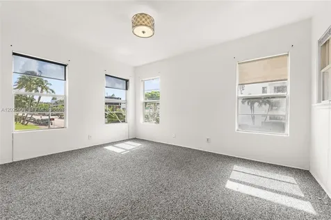 1460 E West Avenue Miami Beach FL 33139