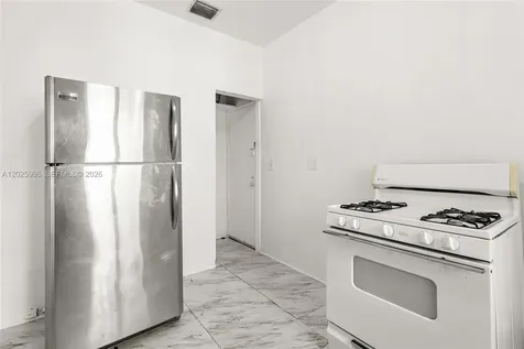 1460 E West Avenue Miami Beach FL 33139