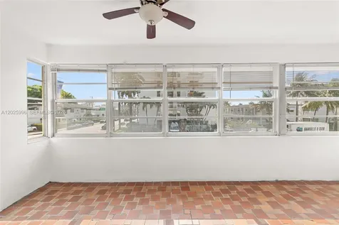 1460 E West Avenue Miami Beach FL 33139