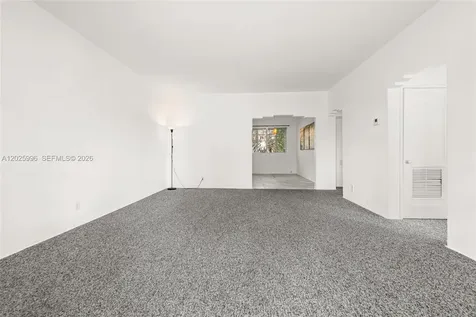 1460 E West Avenue Miami Beach FL 33139