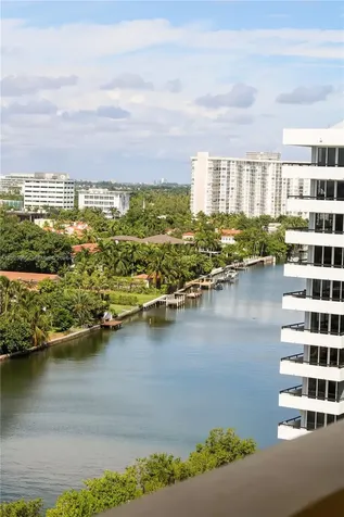 3100 Collins Avenue Miami Beach FL 33140