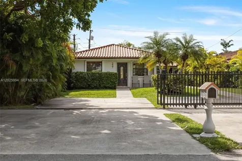 337 Grand Canal Drive Miami FL 33144