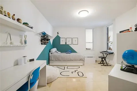 701 Brickell Key Boulevard Miami FL 33131