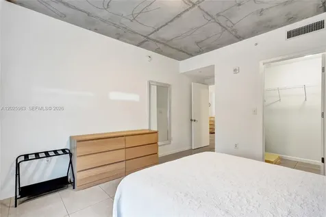 3250 NE 1st Avenue Miami FL 33137