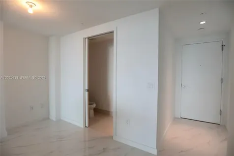 650 NE 32 Miami FL 33137