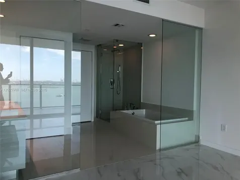 650 NE 32 Miami FL 33137