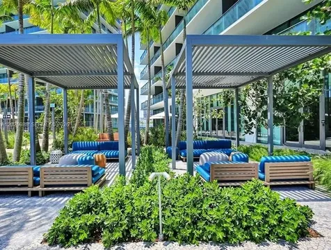 650 NE 32 Miami FL 33137