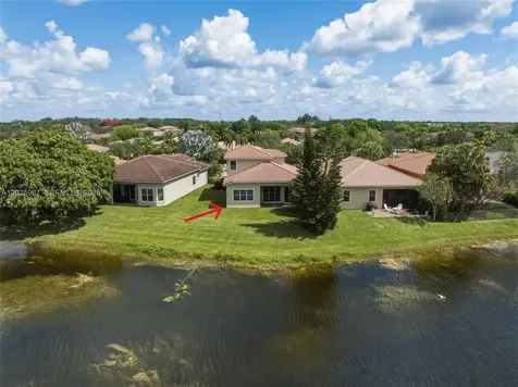 12210 NW 77th Manor Parkland FL 33076