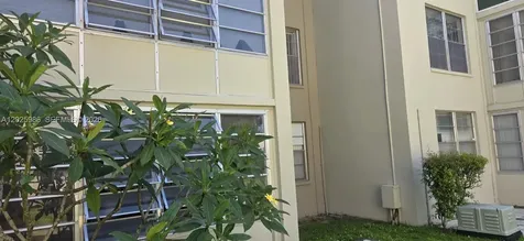 2999 NW 48th Avenue Lauderdale Lakes FL 33313