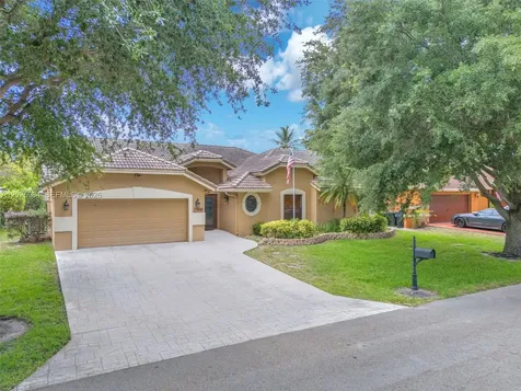 5143 NW 42nd Terrace Coconut Creek FL 33073