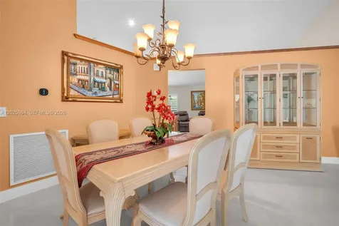 5143 NW 42nd Terrace Coconut Creek FL 33073