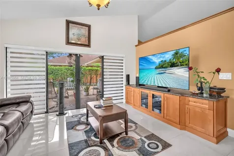 5143 NW 42nd Terrace Coconut Creek FL 33073