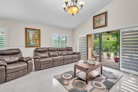 5143 NW 42nd Terrace Coconut Creek FL 33073