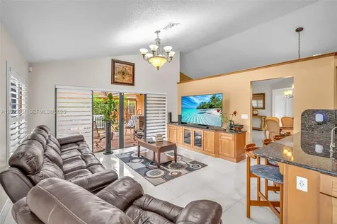 5143 NW 42nd Terrace Coconut Creek FL 33073