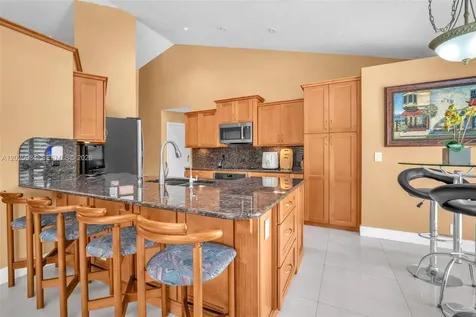 5143 NW 42nd Terrace Coconut Creek FL 33073