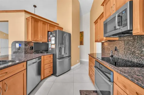 5143 NW 42nd Terrace Coconut Creek FL 33073