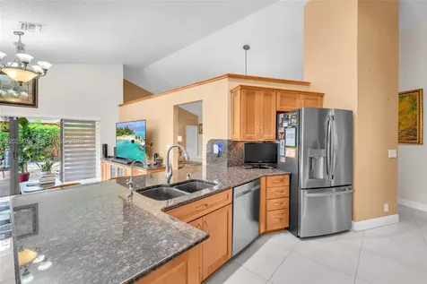 5143 NW 42nd Terrace Coconut Creek FL 33073
