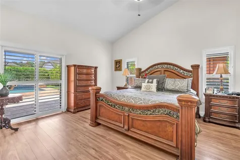 5143 NW 42nd Terrace Coconut Creek FL 33073