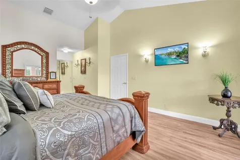 5143 NW 42nd Terrace Coconut Creek FL 33073