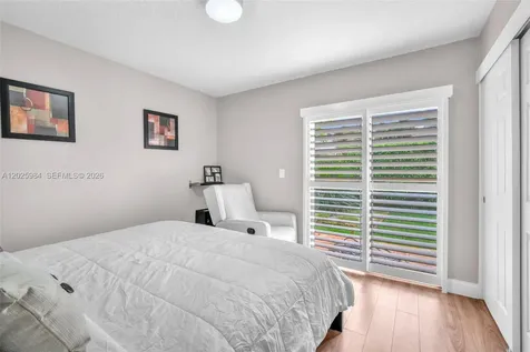 5143 NW 42nd Terrace Coconut Creek FL 33073