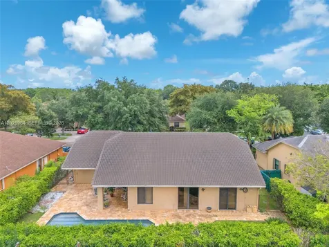 5143 NW 42nd Terrace Coconut Creek FL 33073
