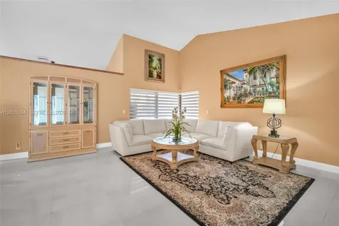 5143 NW 42nd Terrace Coconut Creek FL 33073