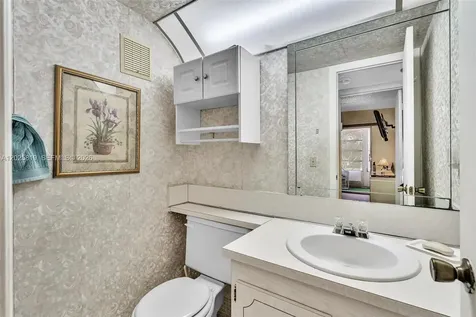117 Westbury E Deerfield Beach FL 33442