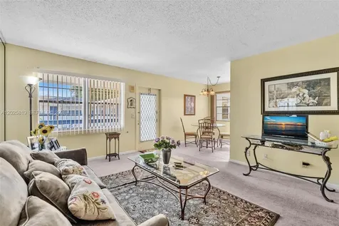 117 Westbury E Deerfield Beach FL 33442