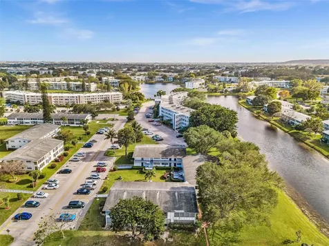 117 Westbury E Deerfield Beach FL 33442