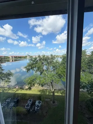1400 SW 131st Way Pembroke Pines FL 33027