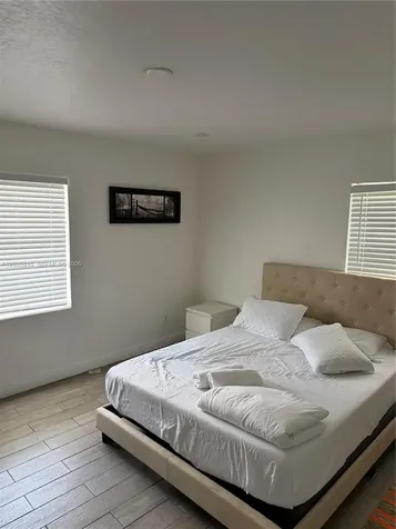 19640 Lenaire Drive Cutler Bay FL 33157