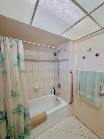2901 NW 46th Avenue Lauderdale Lakes FL 33313