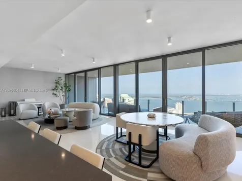 300 Biscayne Boulevard Way Miami FL 33131