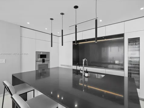 300 Biscayne Boulevard Way Miami FL 33131