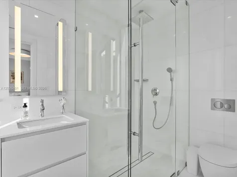 300 Biscayne Boulevard Way Miami FL 33131