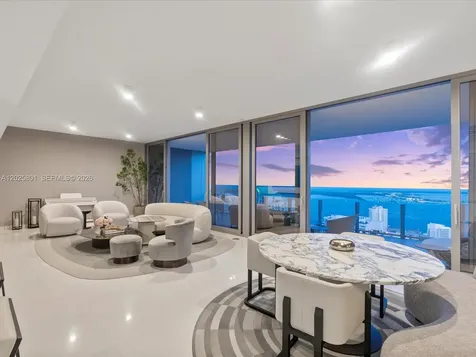 300 Biscayne Boulevard Way Miami FL 33131