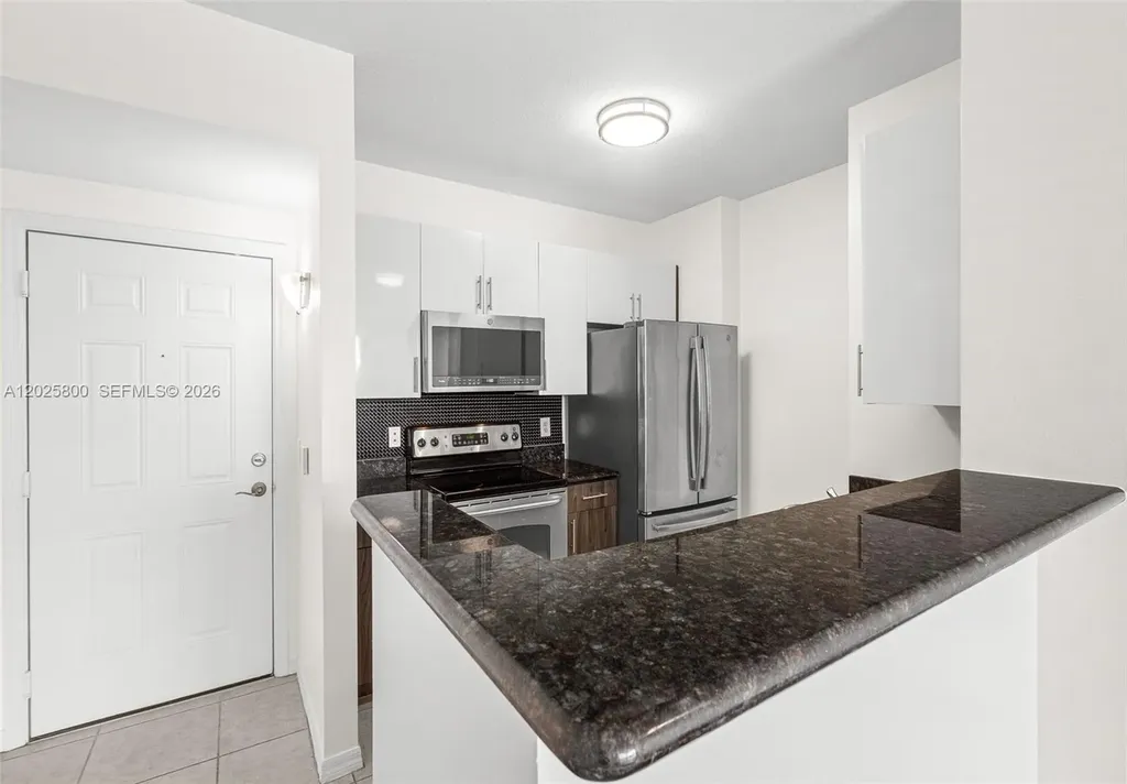 2421 NE 65th Street Fort Lauderdale FL 33308