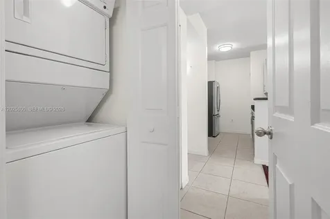 2421 NE 65th Street Fort Lauderdale FL 33308
