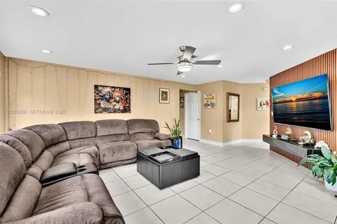 16408 Sapphire Place Weston FL 33331